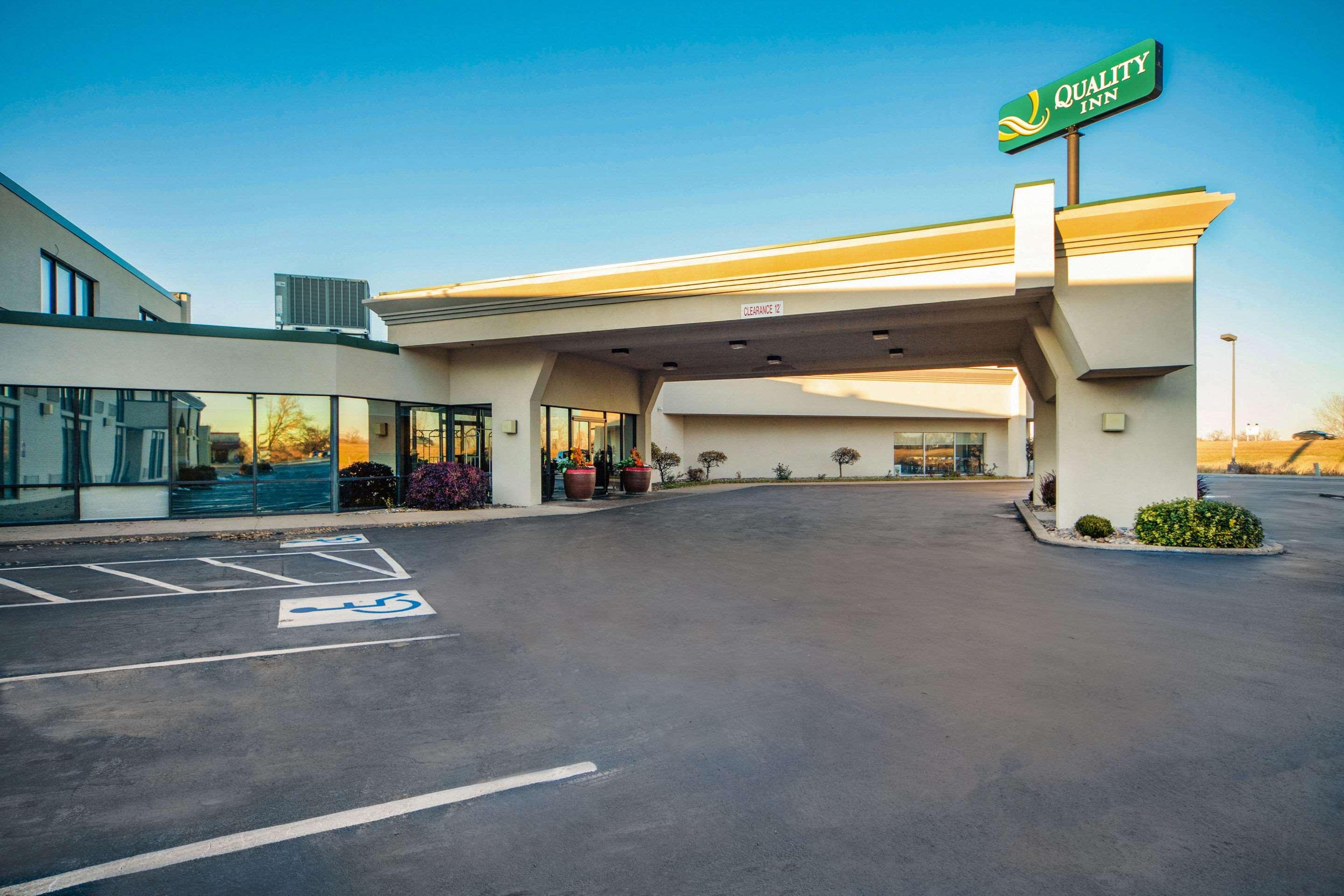 Quality Inn And Conference Center I-80 Grand Island Doniphan Eksteriør billede