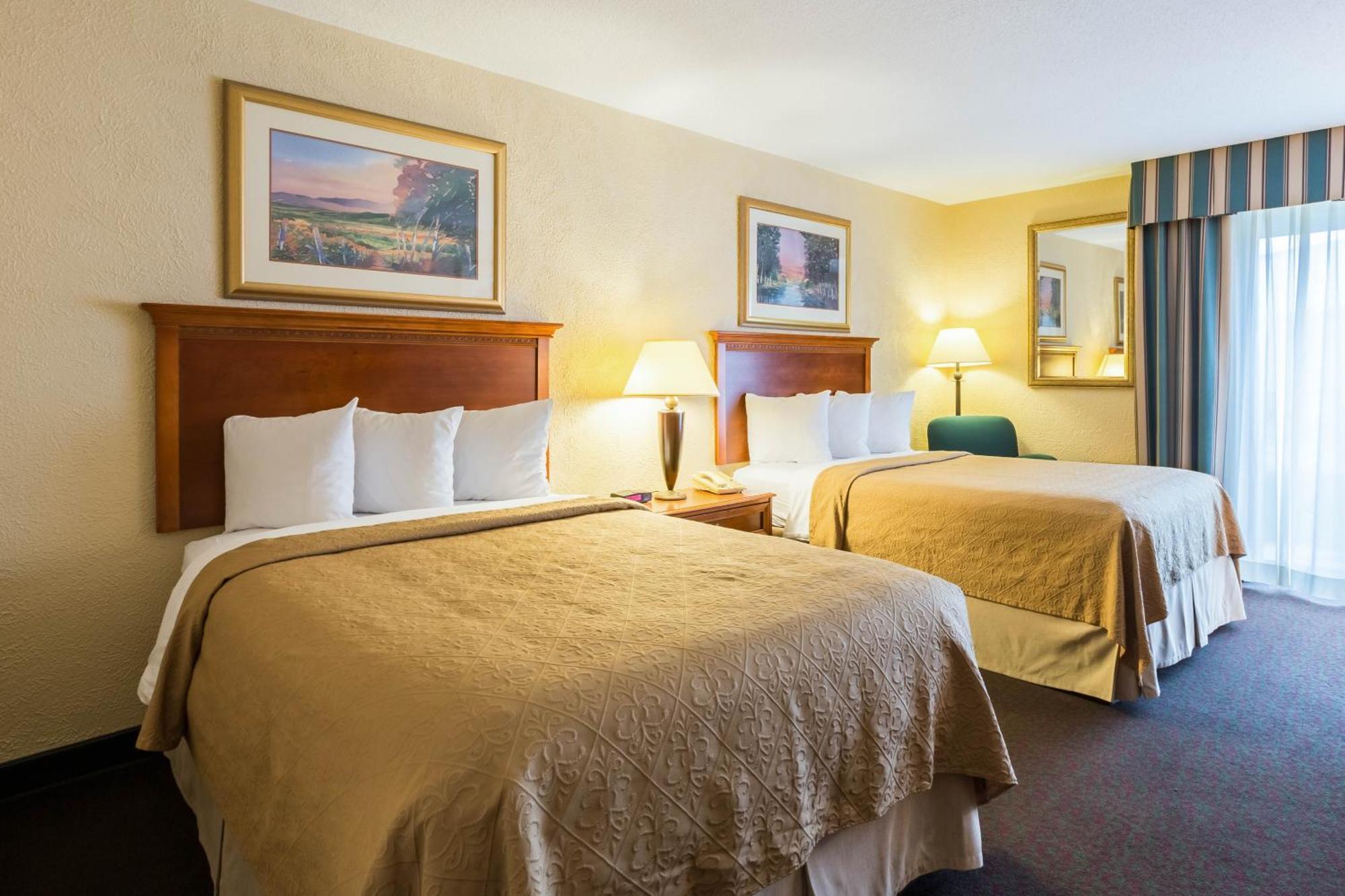 Quality Inn And Conference Center I-80 Grand Island Doniphan Eksteriør billede
